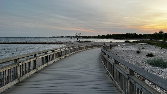Silver Sands State Park